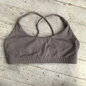 Savvi Cross Back Sports Bra in Gray Size Medium